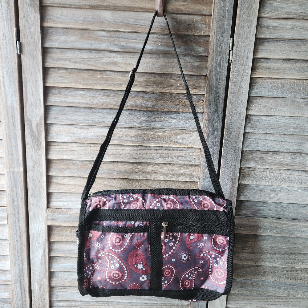 Donna Moore Paisley Purse Multi Pocket Colorful Crossbody Adjustable Strap Purse